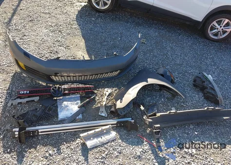 2013 Volkswagen Gti 2-Door z USA, uszkodzony, nr VIN WVWED7AJ3DW104804